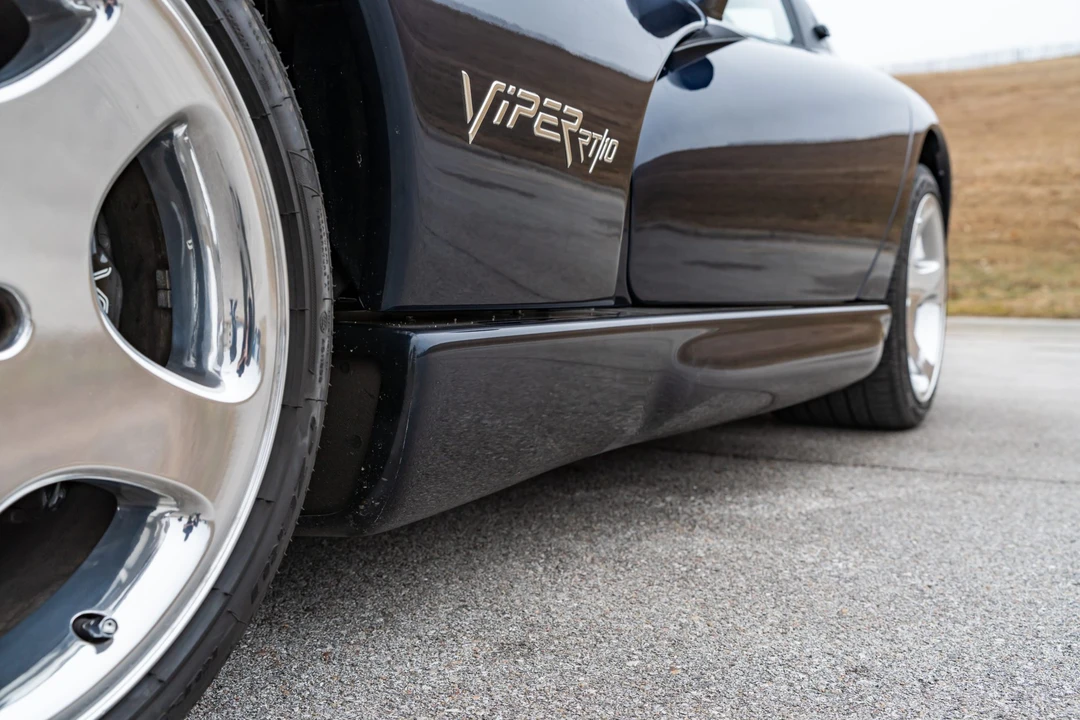 2001 Dodge Viper 2nd Gen - Image 16 of 31