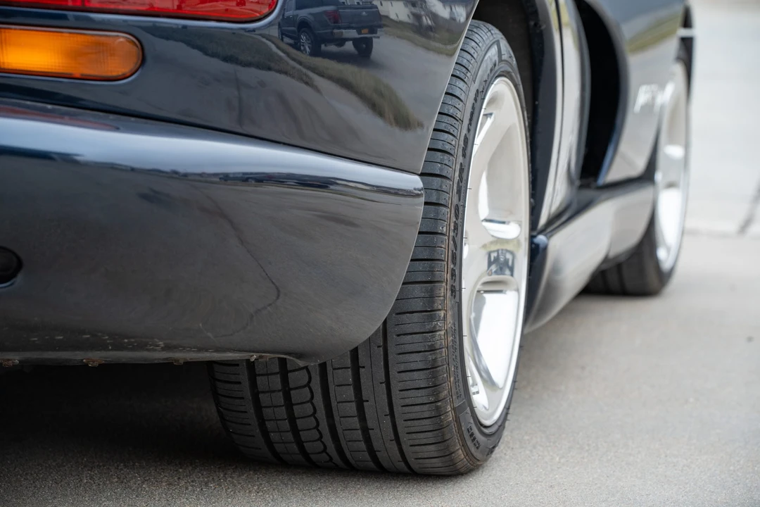2001 Dodge Viper 2nd Gen - Image 23 of 31