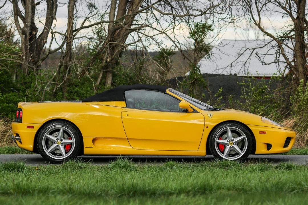 2001 Ferrari 360 Spider - Image 18 of 31