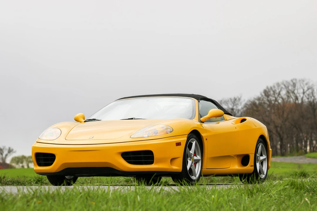 2001 Ferrari 360 Spider - Image 2 of 31
