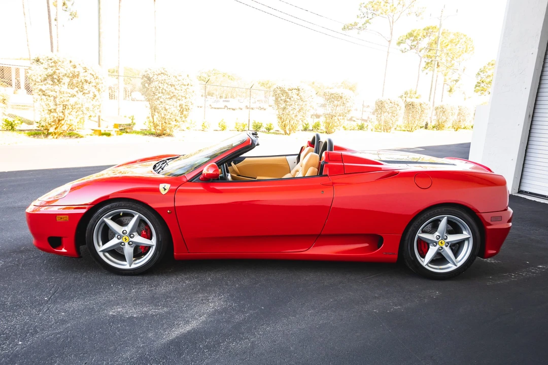 2001 Ferrari 360 Spider - Image 11 of 31