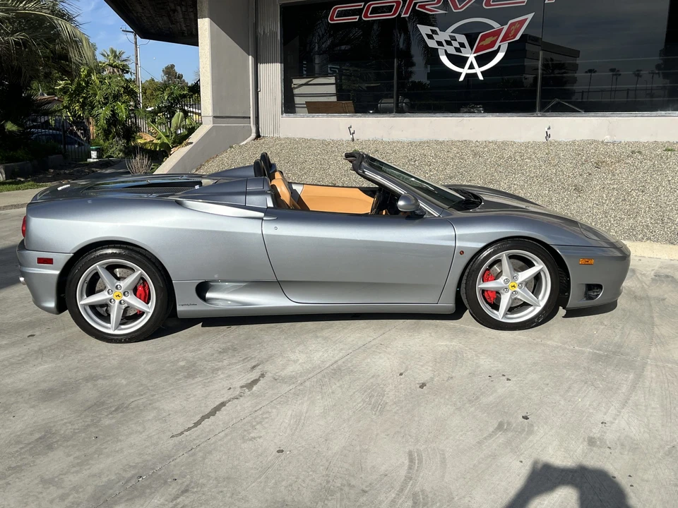2001 Ferrari 360 Spider - Image 21 of 31