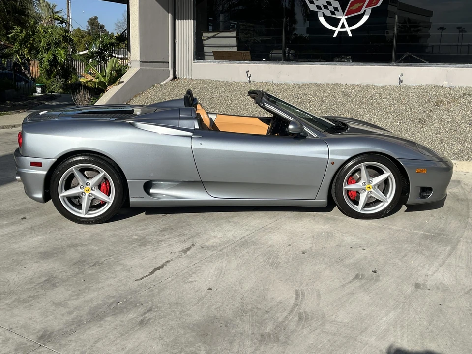 2001 Ferrari 360 Spider - Image 22 of 31