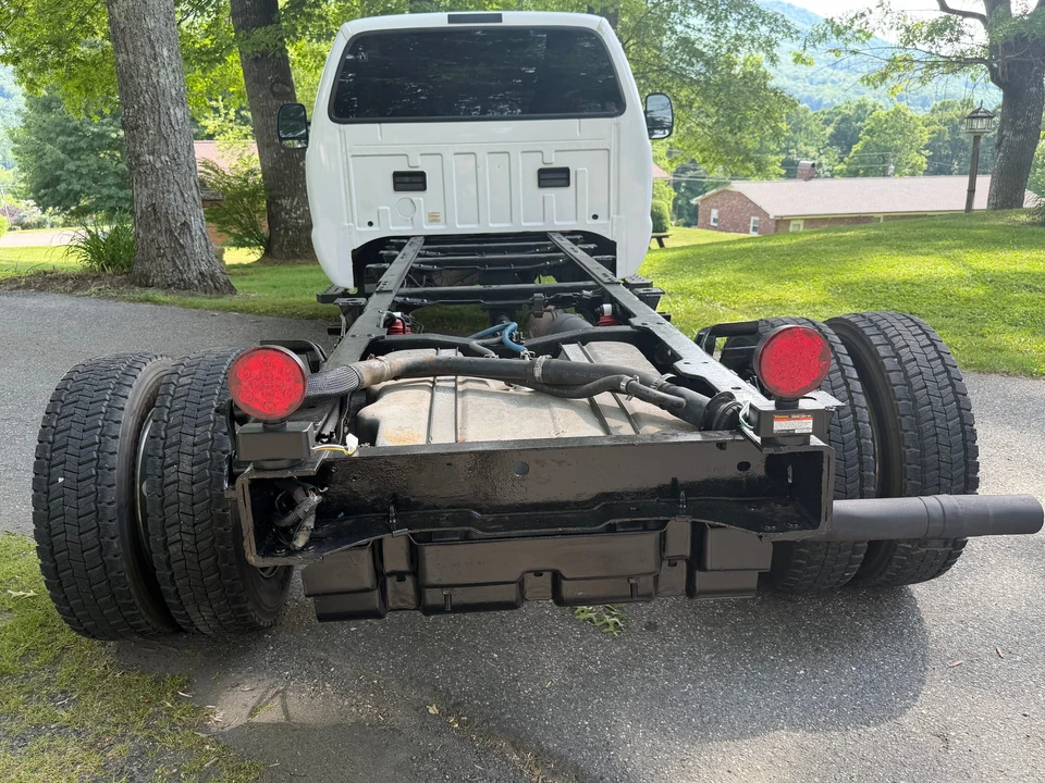 2001 Ford Super Duty 1st Gen - Image 24 of 31