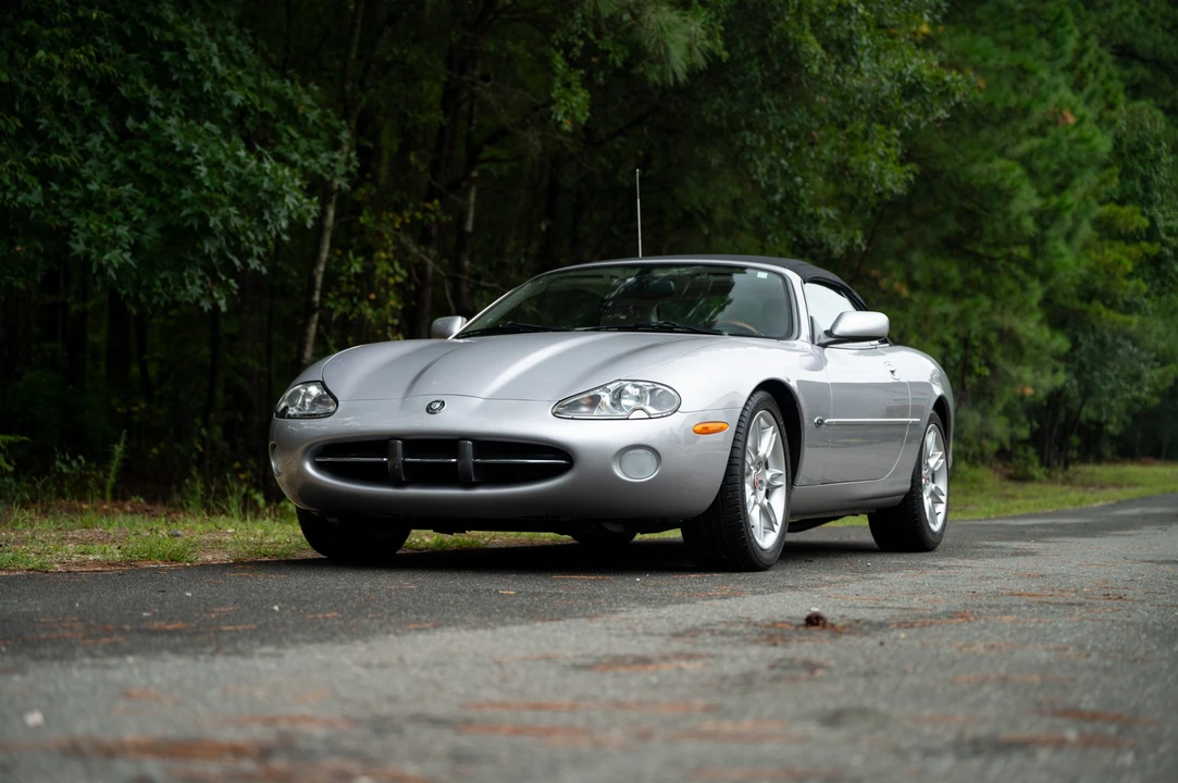 2001 Jaguar X100 XK8 - Image 4 of 31