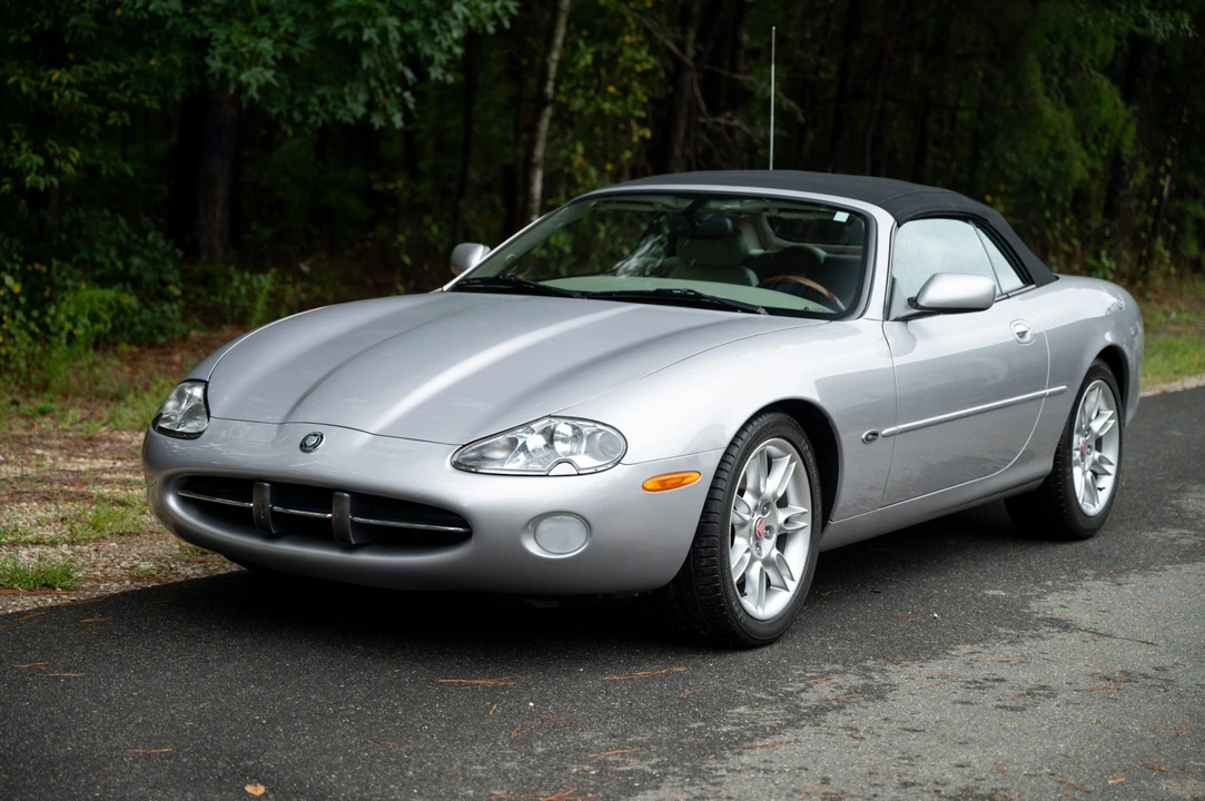2001 Jaguar X100 XK8 - Image 5 of 31