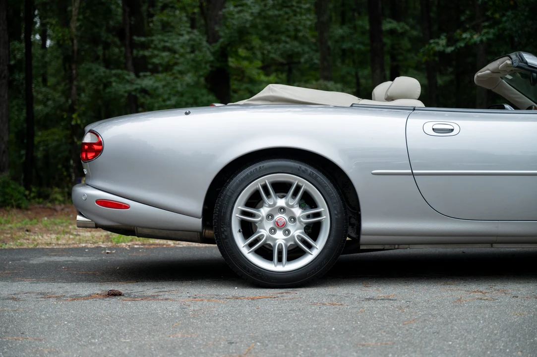 2001 Jaguar X100 XK8 - Image 21 of 31