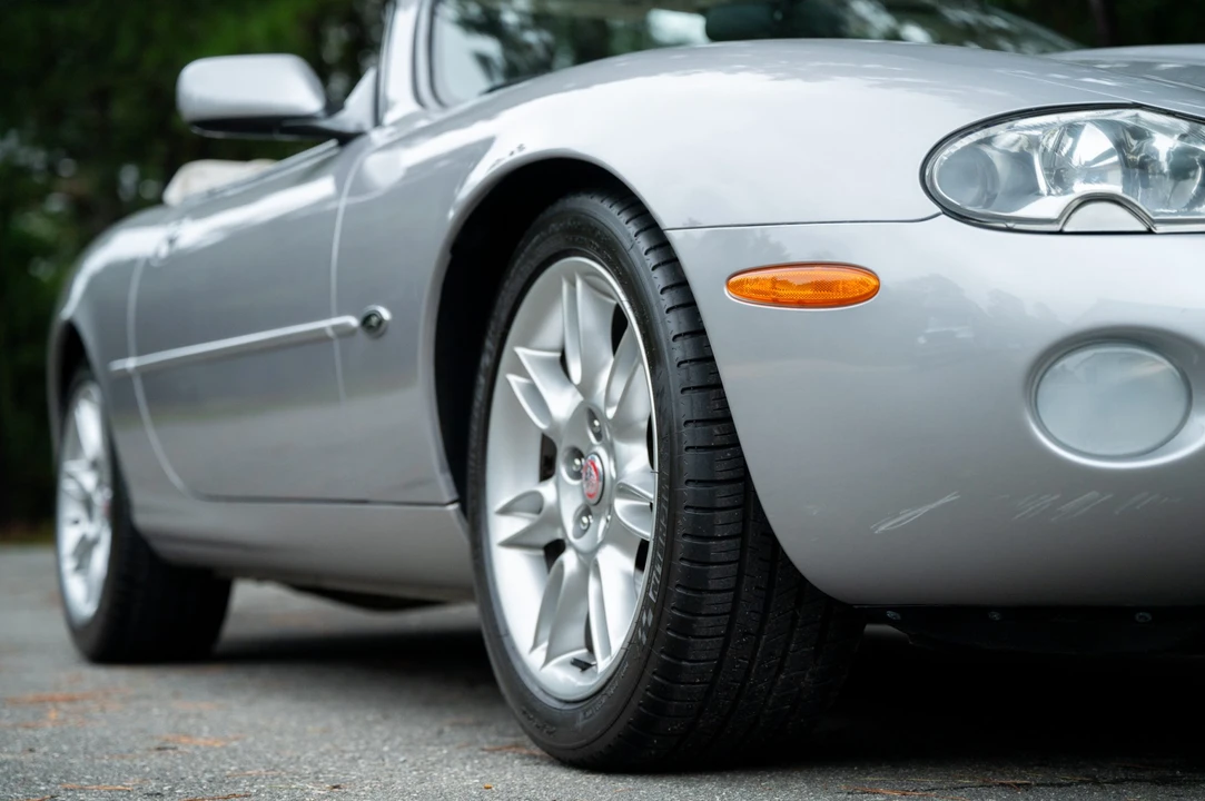 2001 Jaguar X100 XK8 - Image 24 of 31