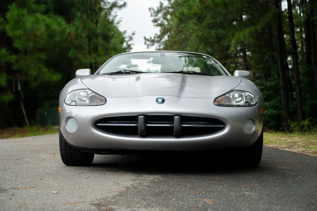 2001 Jaguar X100 XK8 - Image 26 of 31