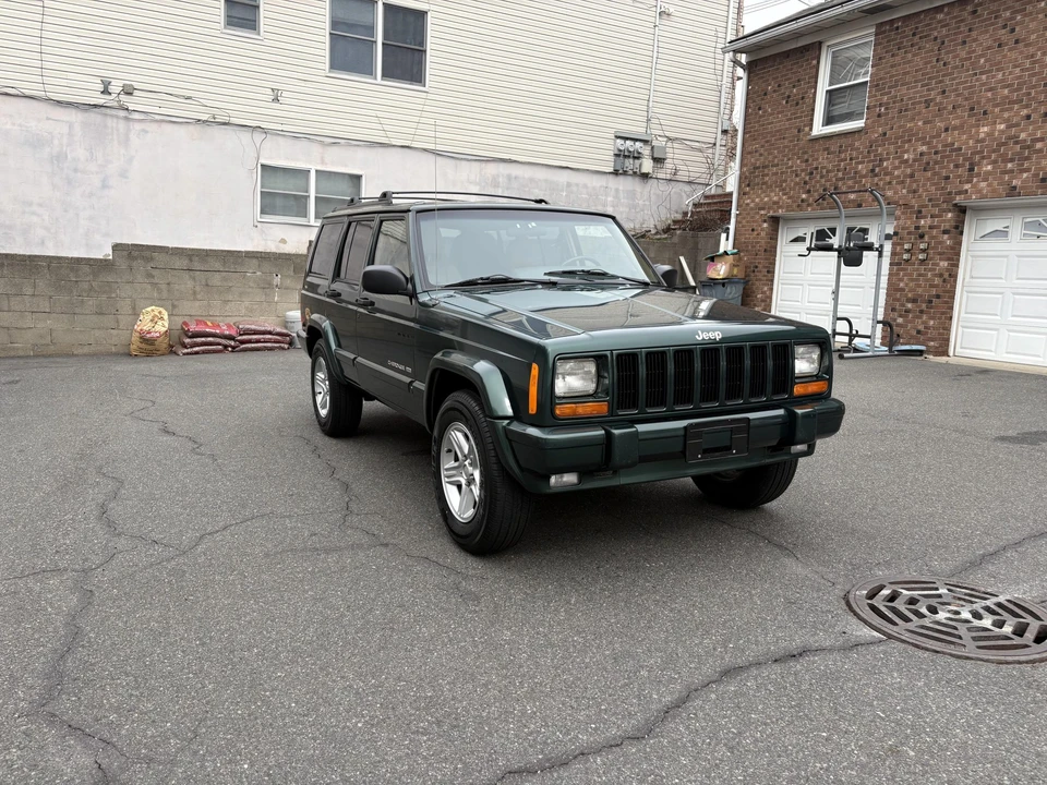 2001 Jeep XJ Cherokee - Image 15 of 31
