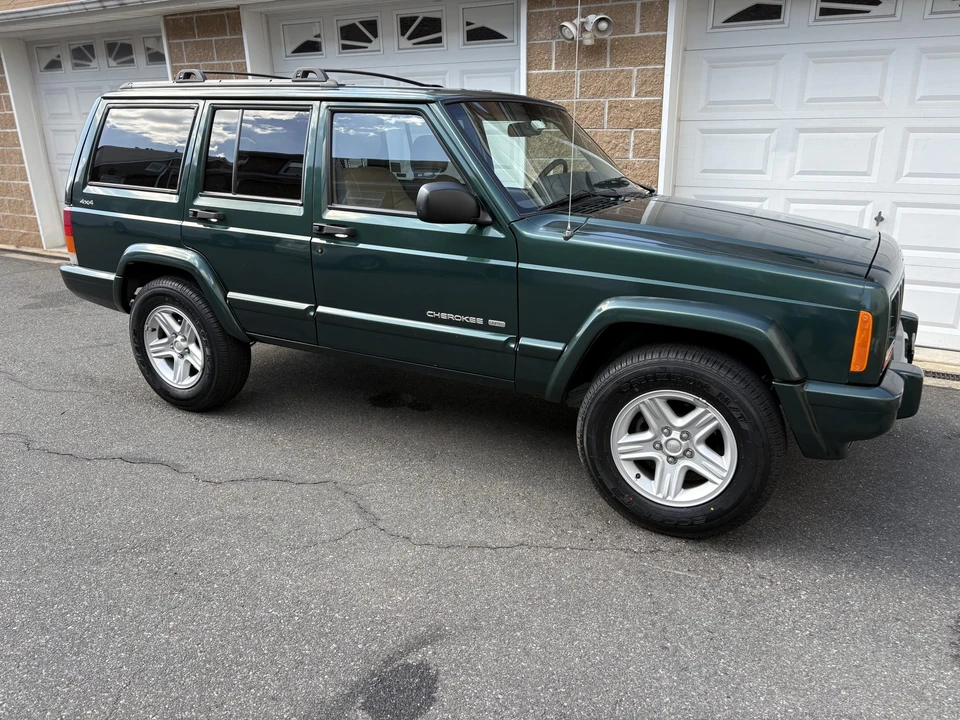 2001 Jeep XJ Cherokee - Image 17 of 31