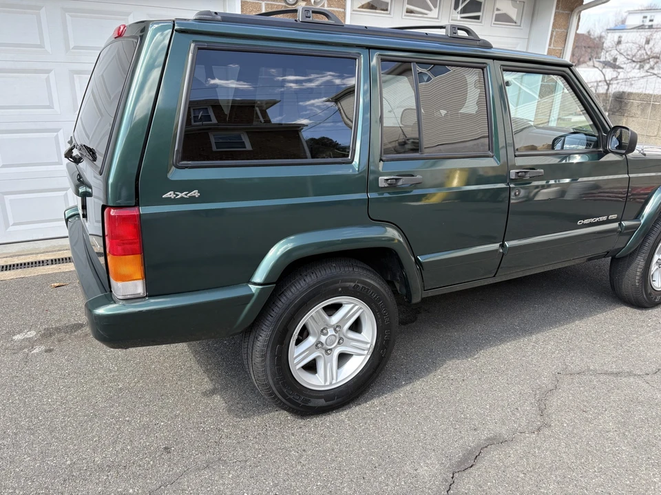2001 Jeep XJ Cherokee - Image 23 of 31