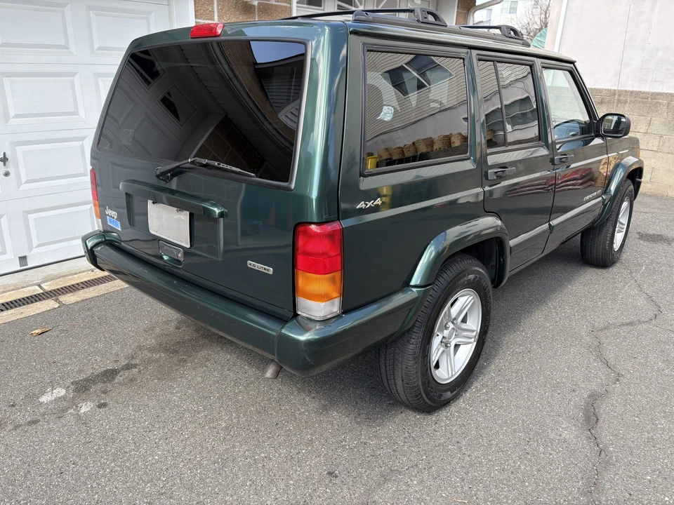 2001 Jeep XJ Cherokee - Image 24 of 31