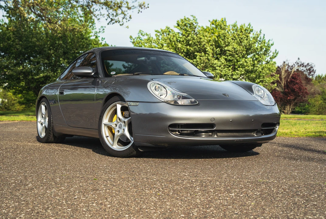 2001 Porsche 996 Carrera 4 - Image 24 of 31