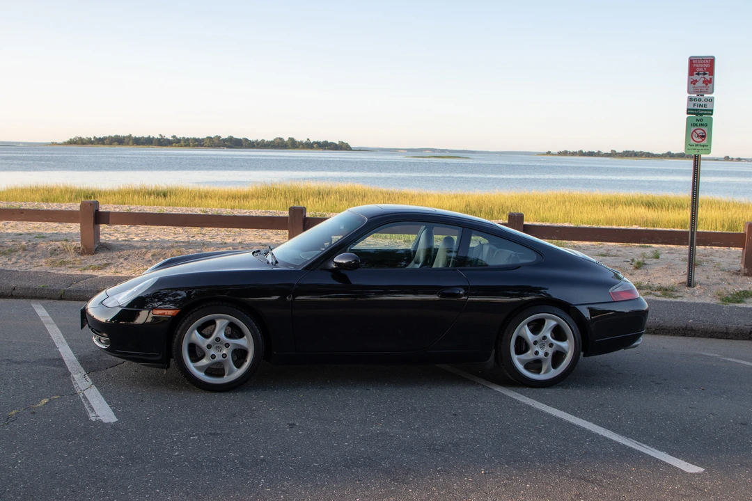 2001 Porsche 996 Carrera - Image 8 of 31