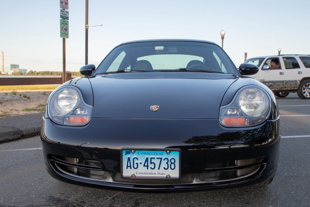 2001 Porsche 996 Carrera - Image 3 of 31