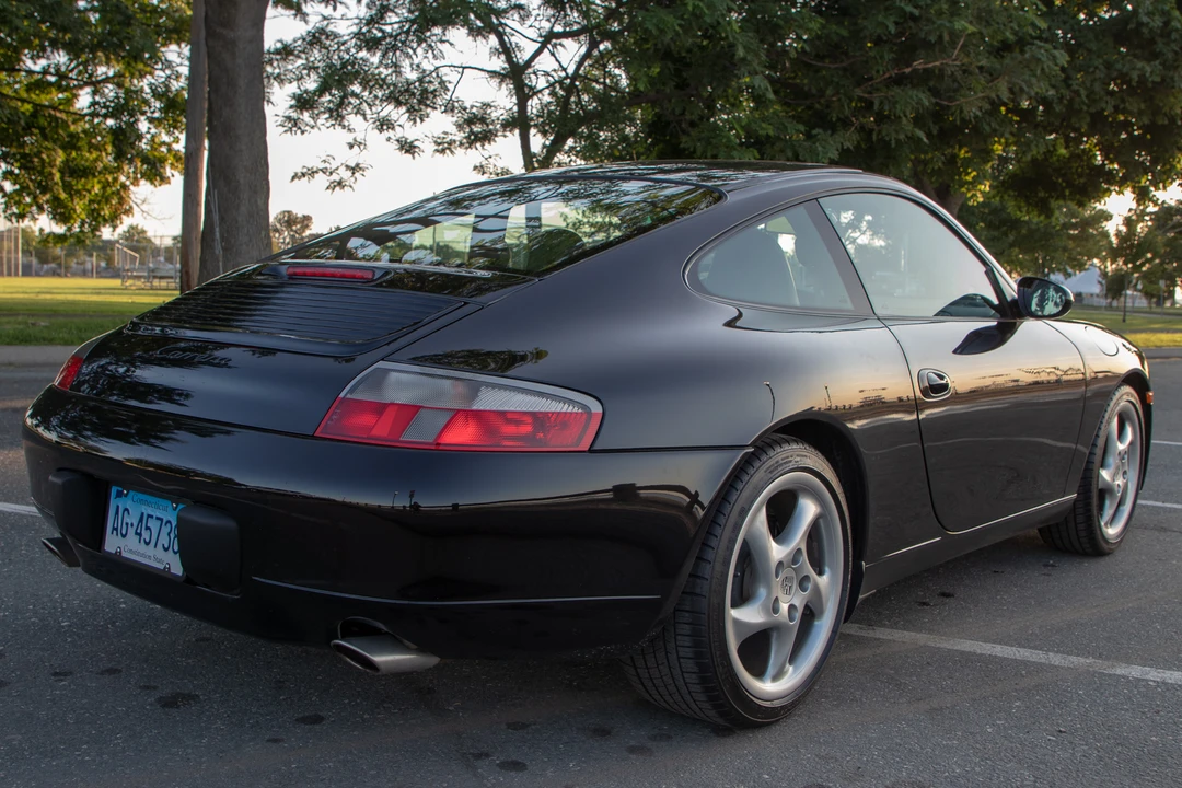 2001 Porsche 996 Carrera - Image 14 of 31