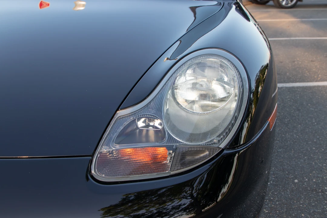 2001 Porsche 996 Carrera - Image 26 of 31