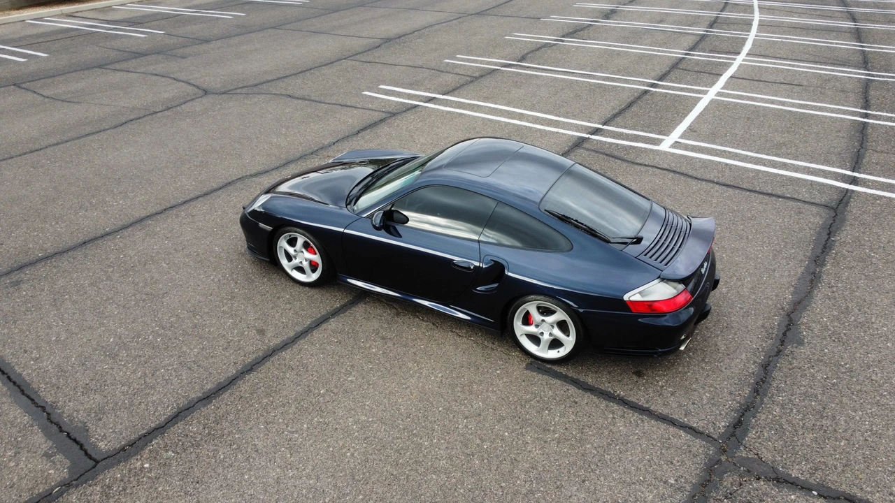 2001 Porsche 996 Turbo - Image 12 of 31
