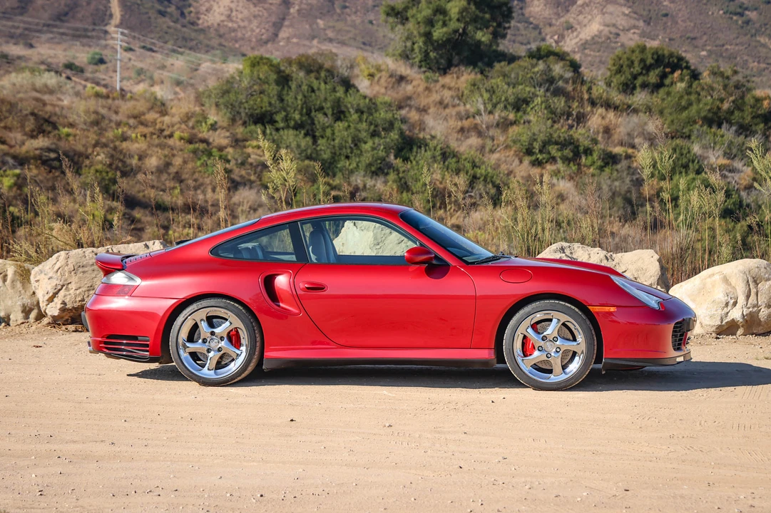 2001 Porsche 996 Turbo - Image 10 of 31