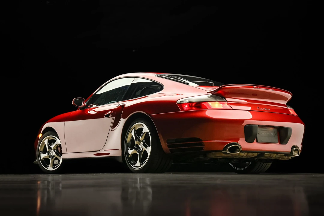 2001 Porsche 996 Turbo - Image 25 of 31