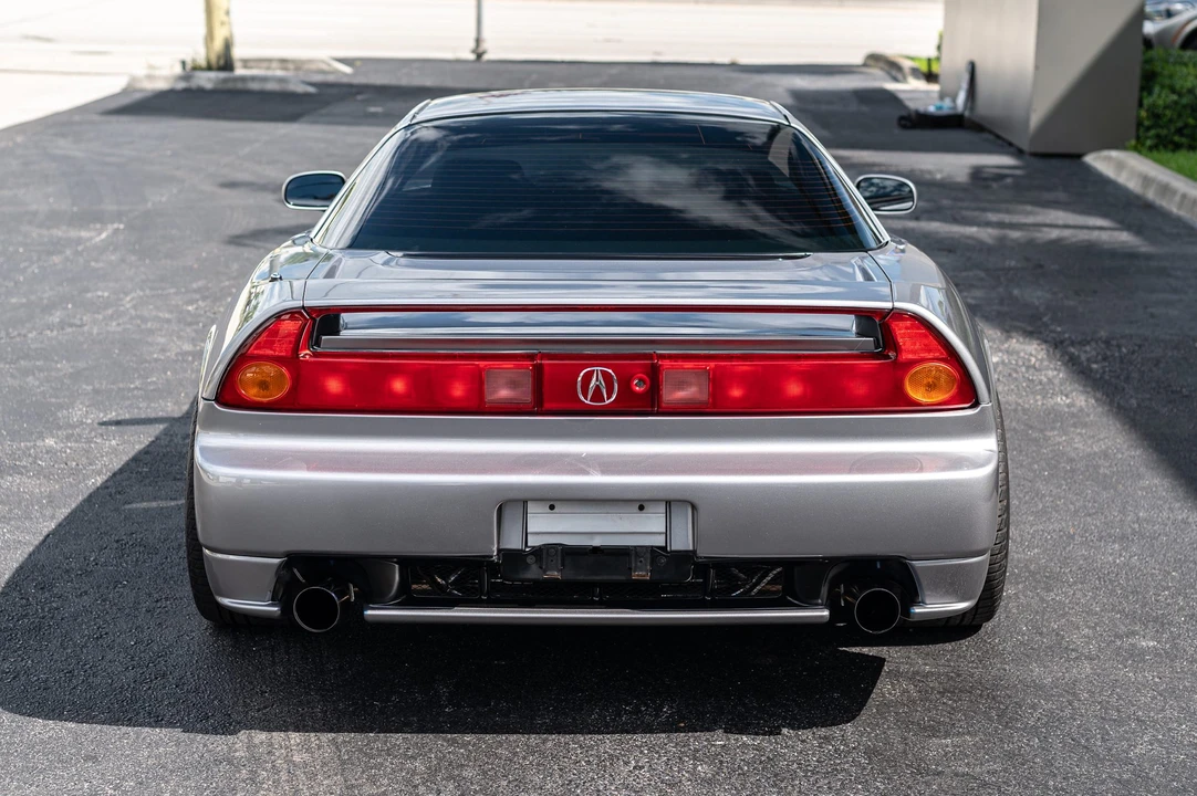 2002 Acura NA2 NSX - Image 17 of 31