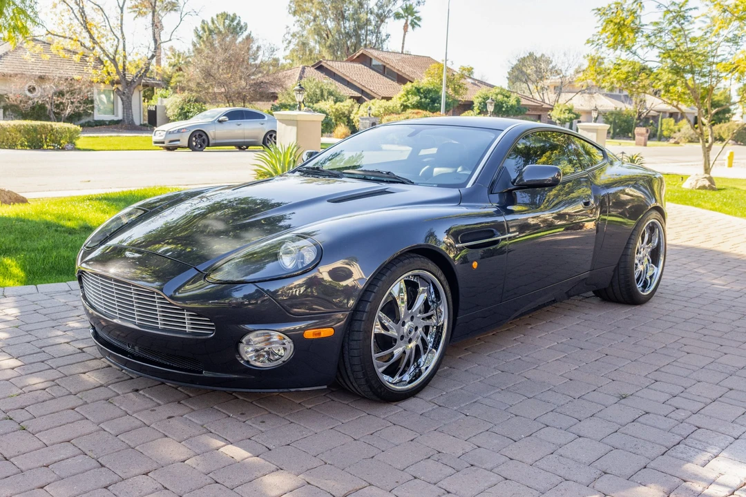 2002 Aston Martin Vanquish 1st Gen - Image 2 of 31