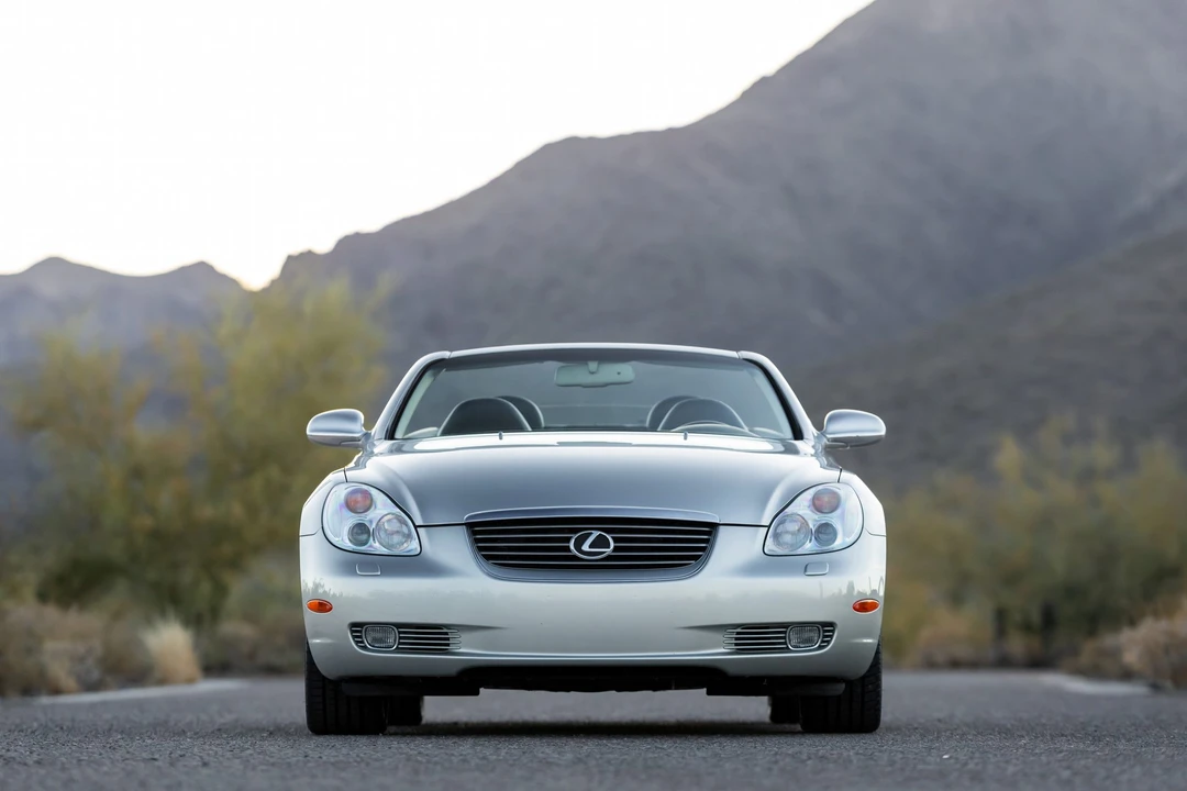 2002 Lexus SC430 - Image 8 of 31
