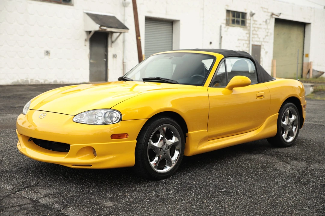 2002 Mazda NB MX-5 Miata - Image 3 of 31