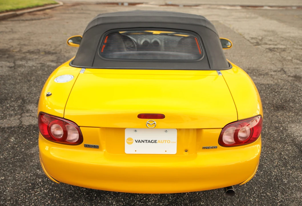 2002 Mazda NB MX-5 Miata - Image 25 of 31