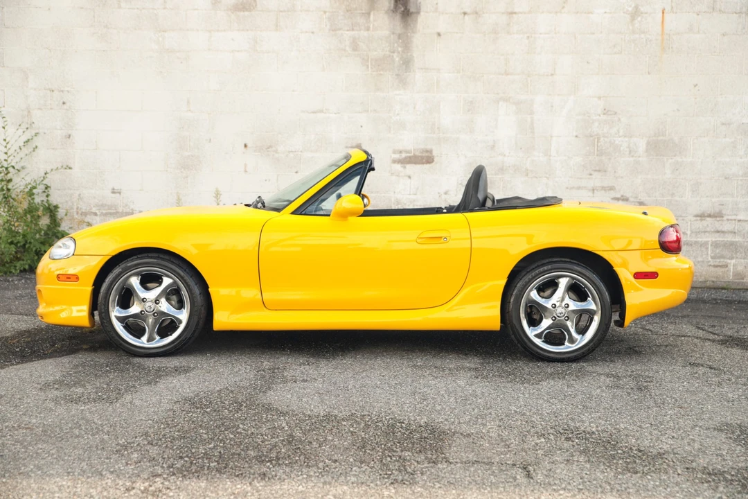 2002 Mazda NB MX-5 Miata - Image 15 of 31