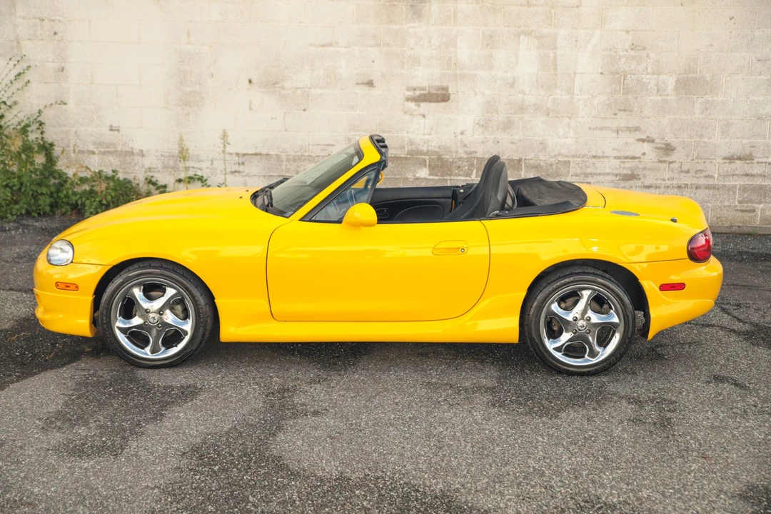 2002 Mazda NB MX-5 Miata - Image 14 of 31