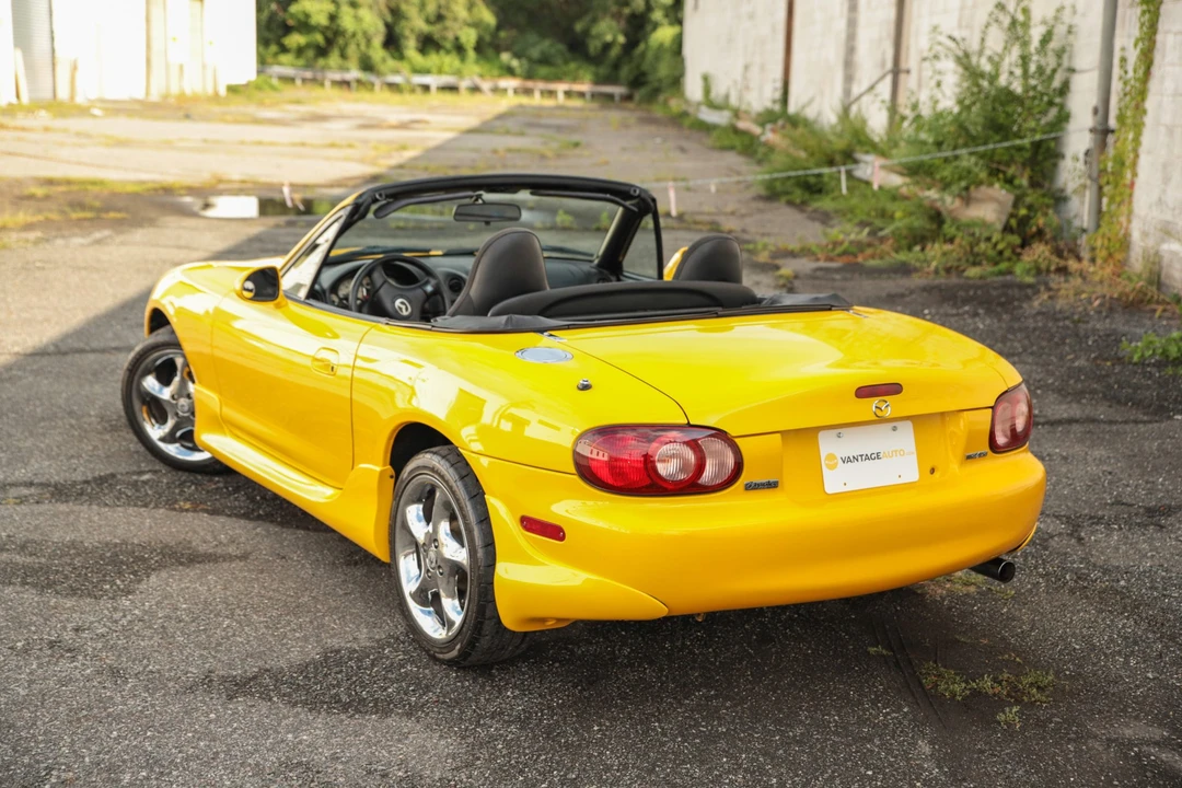 2002 Mazda NB MX-5 Miata - Image 18 of 31