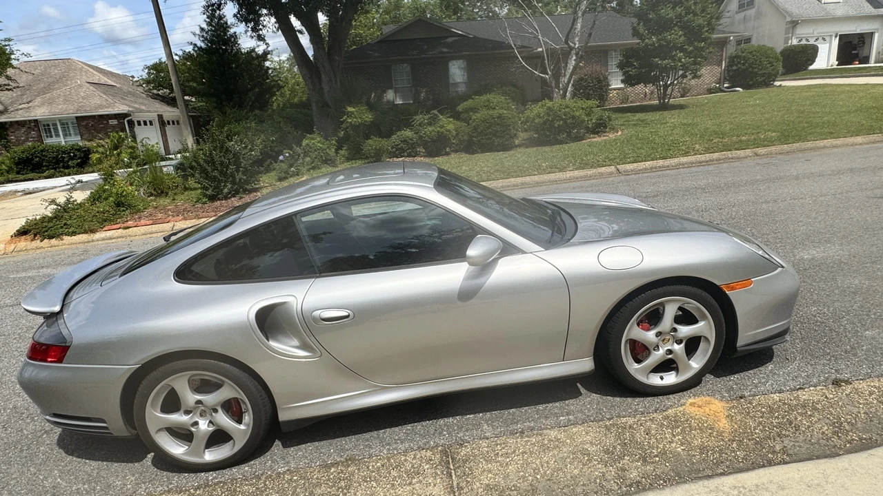2002 Porsche 996 Turbo - Image 9 of 31