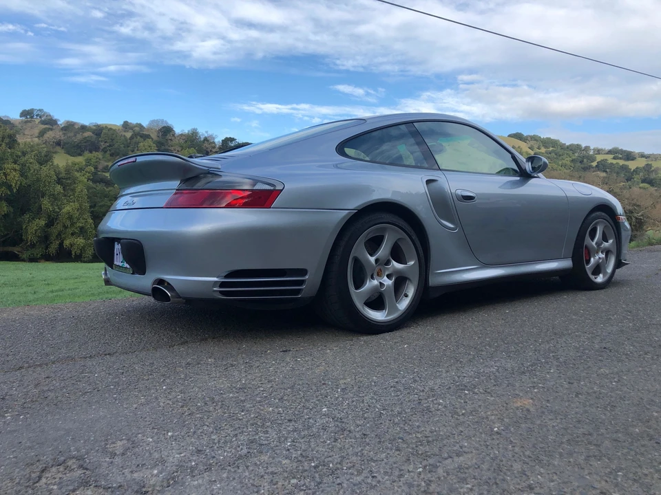 2002 Porsche 996 Turbo - Image 25 of 31