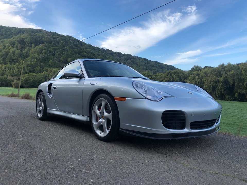 2002 Porsche 996 Turbo - Image 12 of 31