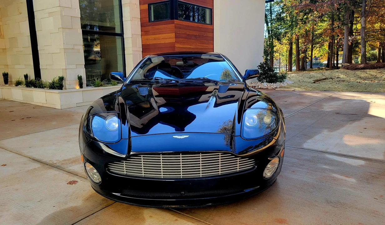 2003 Aston Martin Vanquish 1st Gen - Image 6 of 31