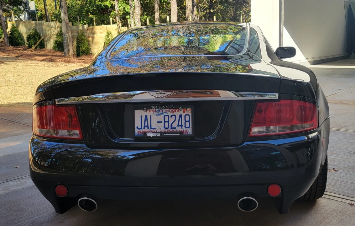 2003 Aston Martin Vanquish 1st Gen - Image 12 of 31