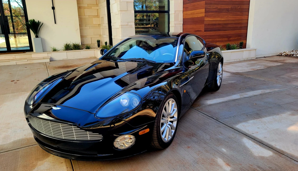 2003 Aston Martin Vanquish 1st Gen - Image 3 of 31