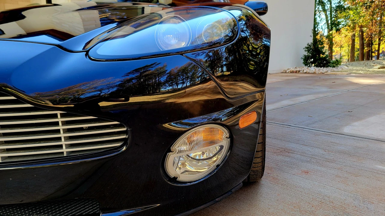2003 Aston Martin Vanquish 1st Gen - Image 28 of 31