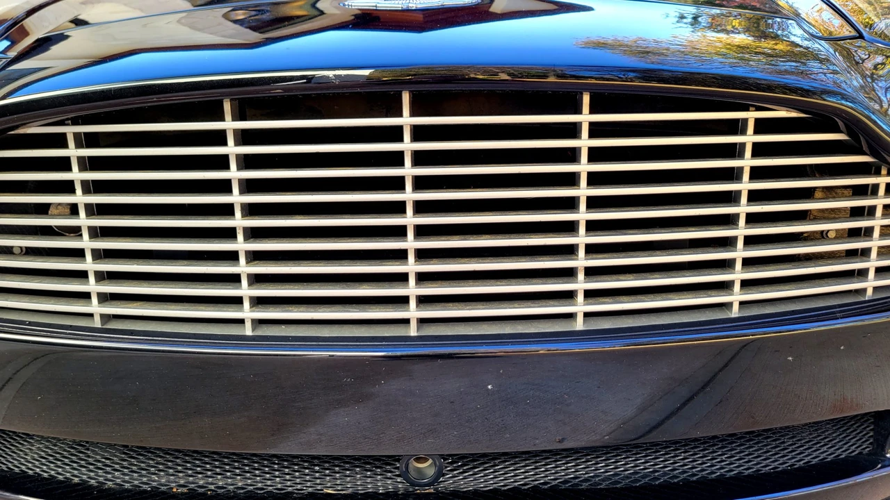 2003 Aston Martin Vanquish 1st Gen - Image 31 of 31