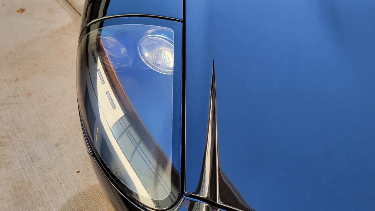 2003 Aston Martin Vanquish 1st Gen - Image 24 of 31