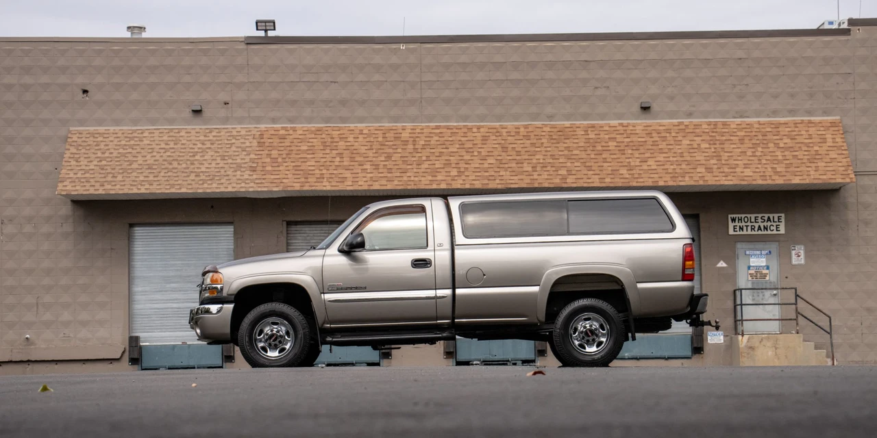 2003 GMC Sierra Heavy Duty 2nd Gen - Image 8 of 31