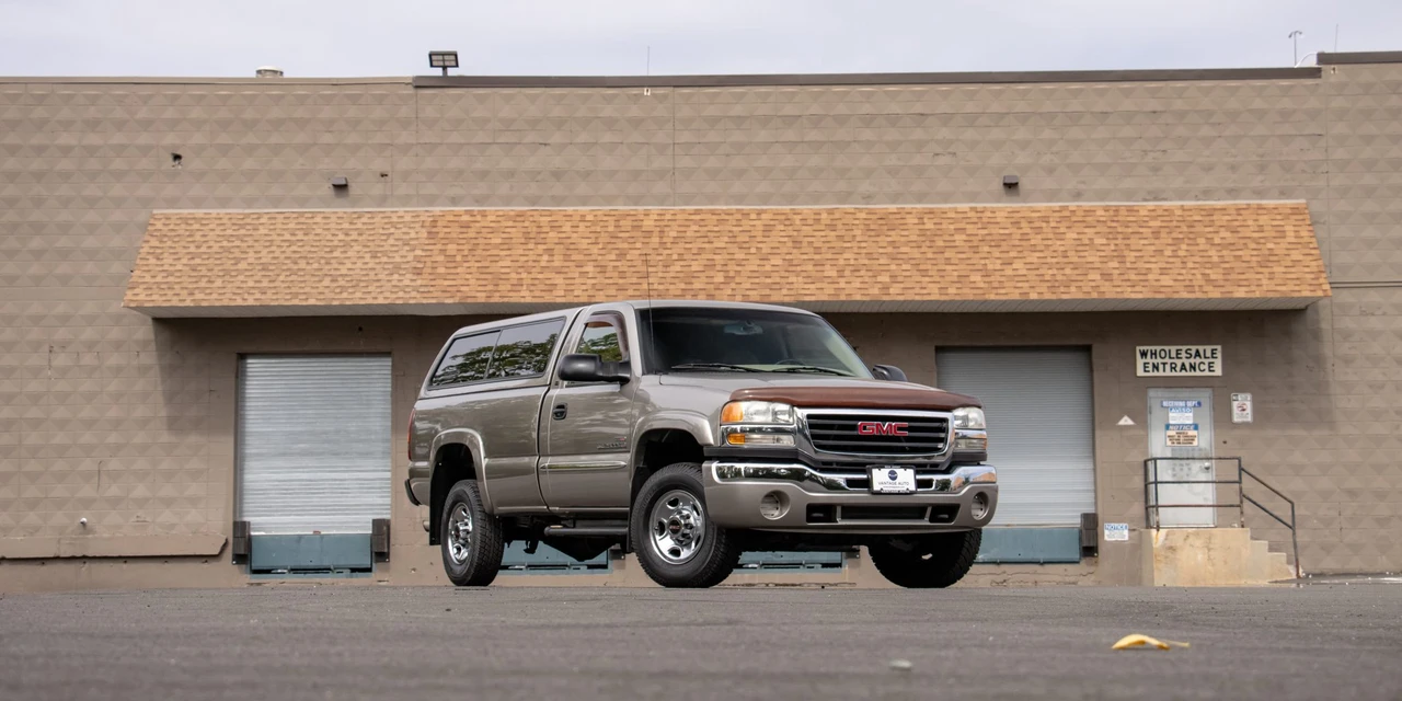 2003 GMC Sierra Heavy Duty 2nd Gen - Image 18 of 31