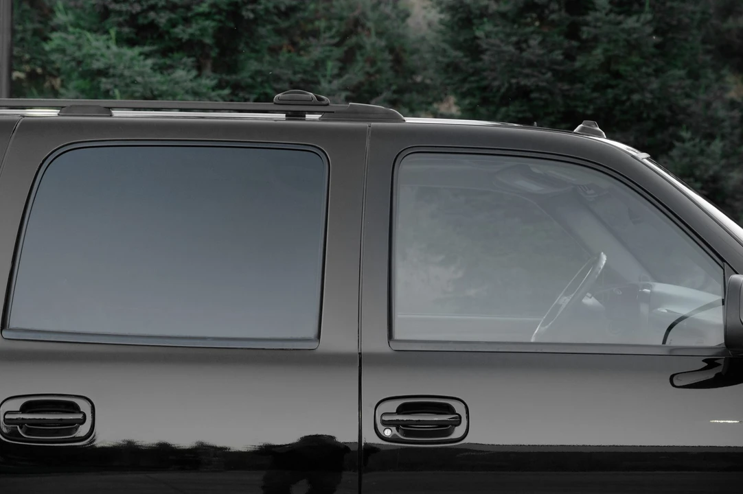 2003 GMC Yukon 2nd Gen - Image 30 of 31