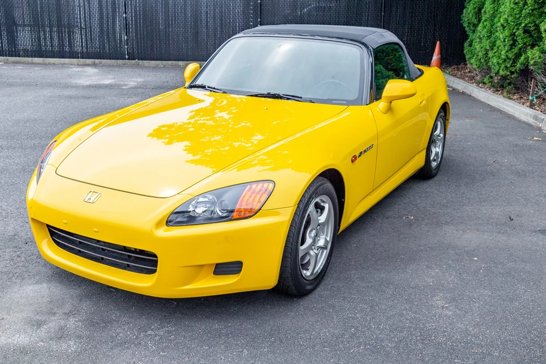 2003 Honda AP1 S2000 - Image 2 of 31