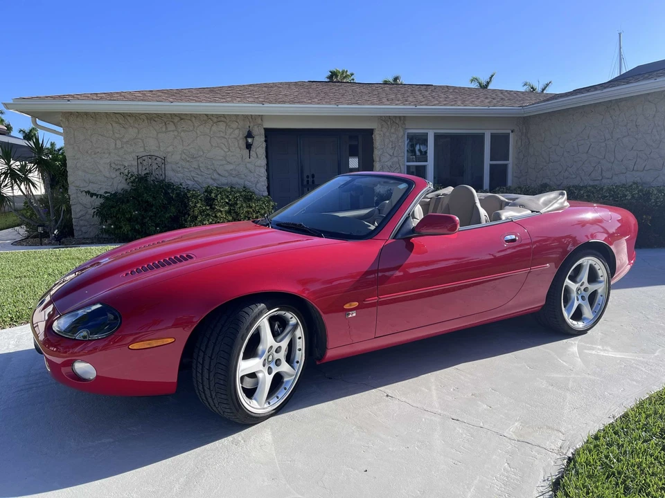 2003 Jaguar X100 XKR - Image 2 of 31