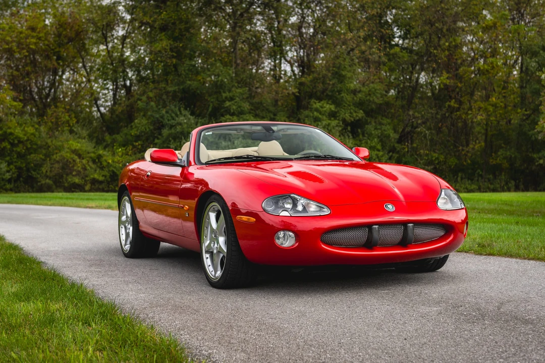 2003 Jaguar X100 XKR - Image 8 of 31