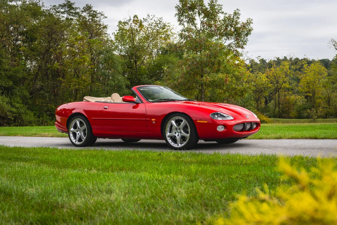 2003 Jaguar X100 XKR - Image 2 of 31