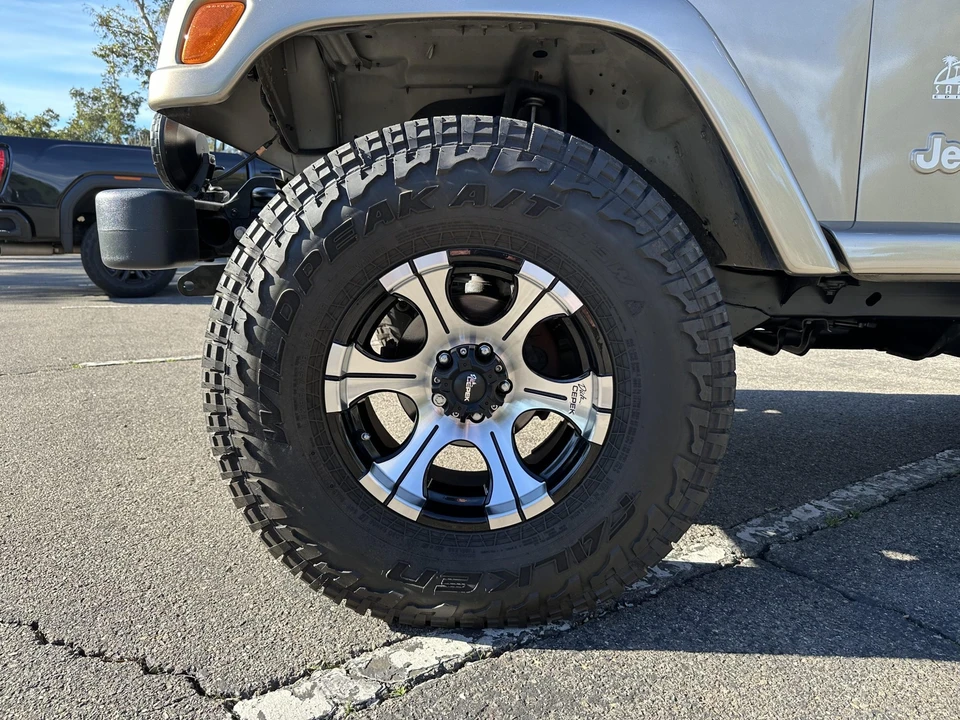 2003 Jeep TJ Wrangler - Image 25 of 31
